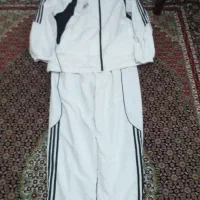 لباس ورزشی بادگیر نو