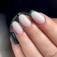کاشت ناخن