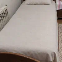 تخت یک نفره