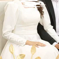 لباس عقد|لباس|ساوه, |دیوار