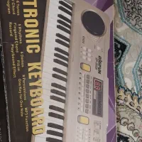 ارگ آموزشی فلش میخوره میکروفون دار