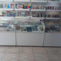 قفسه  ویترین
