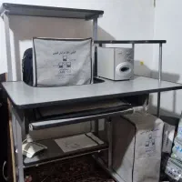 میز کامپیوتر درحد نو