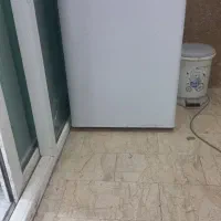 یخچال سالنی