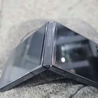 z flip5