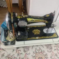 چرخ خیاطی مشکی