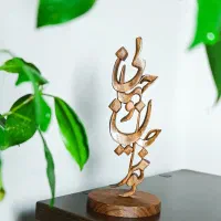 استند رو میزی چوبی