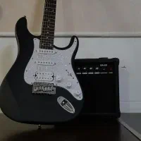 گیتار الکترونیکی به همراه آمپیلی فایر کاملا نو|گیتار، بیس، امپلیفایر|قم, یزدانشهر|دیوار