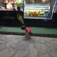 پرستارخانم سن ۲۵ تا ۴۰ سال