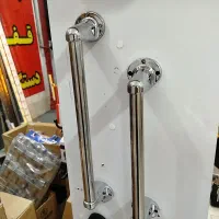 دستگیره سالمندان و معلولین