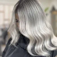 مدل رنگساژ برای موهای دکلره شده