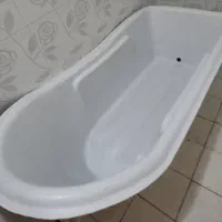 وان حمام قابل حمل