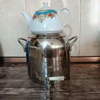 کتری  و قوری خیلی تمیز در حد نو مناسب جهیزیه