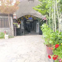بوم گردی،هتل،رستوران،اجاره سوئیت،قصر زمستانه|اجارهٔ کوتاه‌مدت ویلا و باغ|قمصر, |دیوار