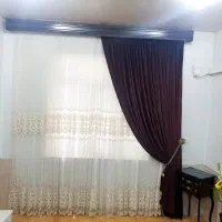 پرده کتیبه دار