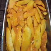 شاتوت طالبی زرشک البالو زغال اخته انبه پاکستان قلم