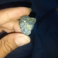 سنگ پریت طلادار