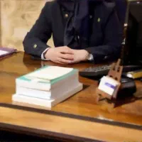 وکیل و مشاوره حقوقی