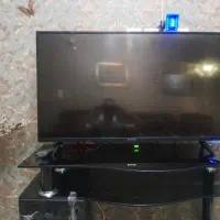 LEDصنام۴۳اینچ ترتمیزled|تلویزیون و پروژکتور|مشهد, سمزقند|دیوار