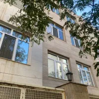 160-متر-حافظ-قبل-پیروزی-همکف-حیاط-اختصاصی