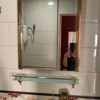 ست آینه و چراغ بالاسر