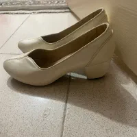 کفش|کیف، کفش، کمربند|گلبهار, شهر جدید گلبهار|دیوار