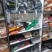 فروش انواع البسه پسرانه دخترانه زنانه