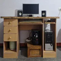 میز کامپیوتر