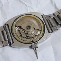 ۲ عدد ساعت نیاز ب تعمیر