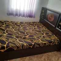تخت دونفره