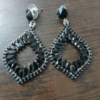 گوشواره سنگ شانس