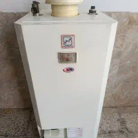 یک عدد آبگرمکن 50لیتری آبی سوزشرکتی