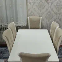 میز غذا خوری چوبی سالم