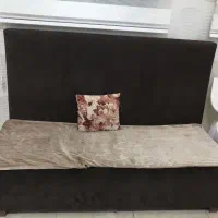 دوعدد کاناپه قهوه ای، مبلی،،شزلون  مشکی  1عدد