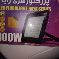 پرژکتور100W
