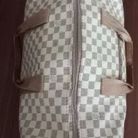 کیف مسافرتی|کیف، کفش، کمربند|ساری, |دیوار