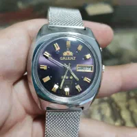 ساعت دیواری اورینت