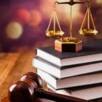 وکیل پایه یک دادگستری