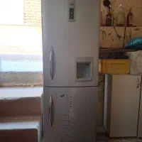 یخچال فریزر و تشک تخت