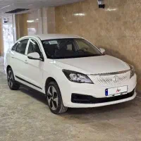 ماشین برقی دانگ فنگ e70 مدل ۲۰۲۳