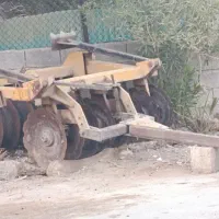 تراکتور مدل ۸۱ تمیز مدارک کامل با دیکس سه ستاره|خودرو سنگین|شادگان, |دیوار