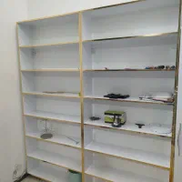 قفسه کابینت و اتاق پرو