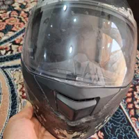 کلاه کاسکت و کیسه خواب