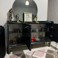 میز کنسول چوبی آینه ای دودی شرکتی نو به علت مهاجرت|بوفه، ویترین، کنسول|سلمان‌شهر, |دیوار