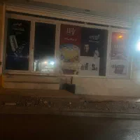 مغازه ۸۰ متری در خیابان سنگی