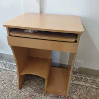 میز کامپیوتر سالم یک میلیون تومان