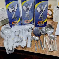 سرویس قاشق چنگال ۴۲ نفره تکمیل ۱۵۲ تیکه در گنجینه