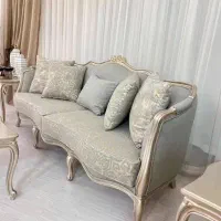 مبل کویین فرانسوی