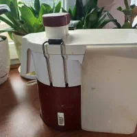 آبمیوه گیری کار کرده