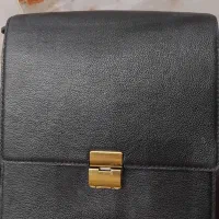 کیف تماما چرم طبیعی گاوی